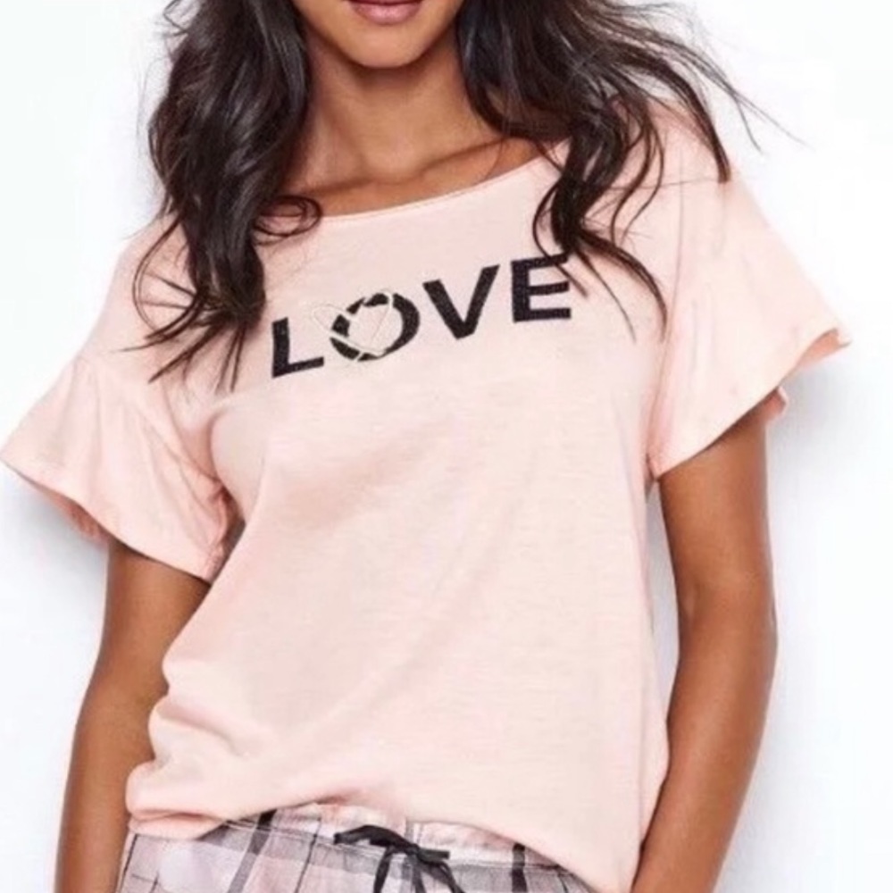 💗 VS Pink Ruffle Sleeves Embellished LOVE Graphic Tee T-Shirt